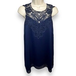 Banana Republic Women’s Crochet Detail Sleeveless Blouse Navy Size Medium